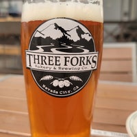 Photo taken at Three Forks Bakery &amp;amp; Brewing Co. by Tony on 8/6/2021