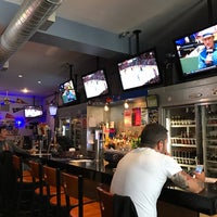 4/2/2017 tarihinde Kimber S.ziyaretçi tarafından Crew Bar and Grill'de çekilen fotoğraf