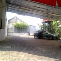 Photo taken at car wash 788 by pambudi on 9/16/2012