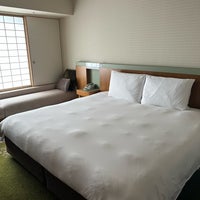 Photo taken at Hilton Osaka by BeBirdNokk on 6/1/2023