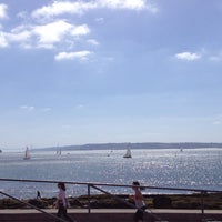 Foto diambil di Passeio Marítimo de Oeiras oleh Ann Marie d. pada 5/26/2013