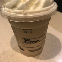 Photo taken at Starbucks by Eron N. on 6/14/2018