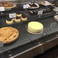 Photo taken at Dean &amp;amp; DeLuca by Louise S. on 4/15/2019