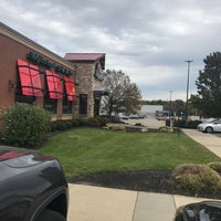 Photo taken at Applebee&amp;#39;s Grill + Bar by Jeremy B. on 10/26/2018