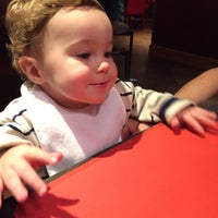 Photo taken at Red Robin Gourmet Burgers and Brews by Elizabeth M. on 10/23/2015