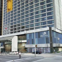 Foto diambil di Delta Hotels by Marriott Ottawa City Centre oleh Delta Hotels and Resorts® pada 11/20/2013
