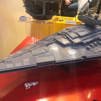 Photo taken at The LEGO Store by Luis Enrique on 1/27/2020