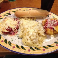 Photo taken at Olive Garden by Lenny on 5/11/2013