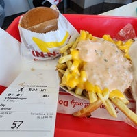 Photo taken at In-N-Out Burger by Tracey M. on 7/22/2023