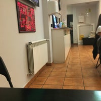 Foto diambil di Las Musas Hostel Madrid oleh Niyazi Berk A. pada 4/15/2016