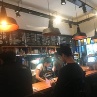 Photo taken at NEGRO. Cueva de café by Cristiano E. on 5/14/2018