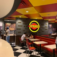 Photo taken at Fatburger by Kelly on 9/5/2021