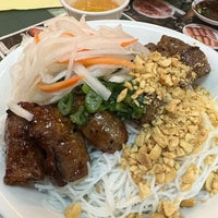 Photo taken at Phở Bằng by Kelly on 2/15/2023