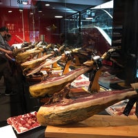 Photo taken at Jamón Experience by Kelly on 11/13/2017