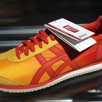 rinku outlet onitsuka