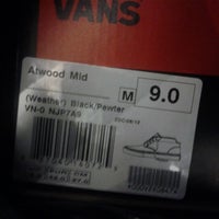 Photo taken at Vans Store by Gwendal P. on 11/22/2012