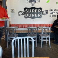 Photo taken at Super Duper Burgers by Yosef Y. on 6/23/2023