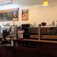Photo taken at Peet&amp;#39;s Coffee &amp;amp; Tea by Aimee L. on 7/21/2017