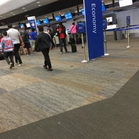 Photo taken at United Easy Check-In by Rosa R. on 7/25/2017