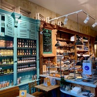 Photo taken at Le Pain Quotidien by Gijsbregt B. on 10/3/2020