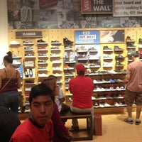 vans garden state plaza