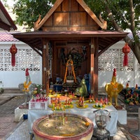 Photo taken at Wat Khema Pirataram by 🐯ⓨⓤⓤ💗 on 2/5/2023