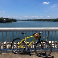 Photo taken at 村山貯水池 (多摩湖) by kureaki on 7/29/2023