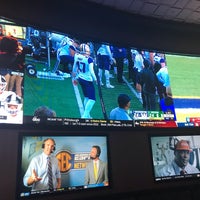 Photo taken at Race &amp;amp; Sports Book by Piston H. on 10/13/2018