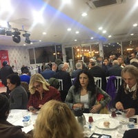 Foto scattata a Sarıyer Riva Restaurant da Sibel il 12/7/2018