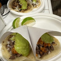 Foto tomada en Los Tacos No. 1  por Volkan B. el 5/11/2024