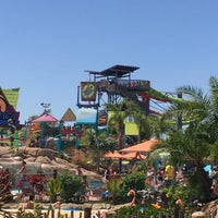 Photo taken at Aquatica San Diego, SeaWorld&amp;#39;s Water Park by Mike K. on 8/13/2016