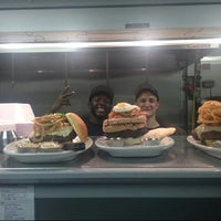 4/20/2014にSamuel K.がThe Counter Burger, Aventura FLで撮った写真