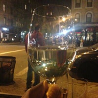 5/3/2013にAndy C.がThe Tangled Vine Wine Bar &amp; Kitchenで撮った写真