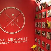 Photo taken at Love Me Sweet - Markham Location by Jenn Y. on 3/7/2016