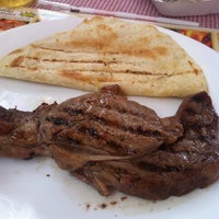 Foto scattata a Sonora´s Meat da Chava il 8/4/2013