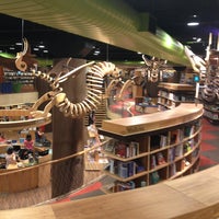 Foto tirada no(a) Livraria Cultura por Paulo L. em 4/5/2013