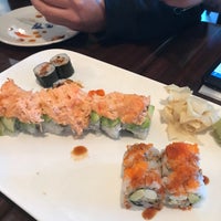 Foto tirada no(a) Sushi Chef Japanese Restaurant &amp;amp; Market por Marialexandra em 11/25/2017
