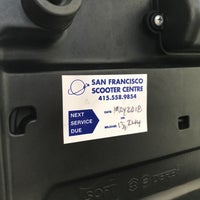 Das Foto wurde bei San Francisco Scooter Centre von Mike M. am 5/18/2017 aufgenommen