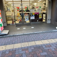 Photo taken at 7-Eleven by KAZUMASA ド. on 5/23/2022