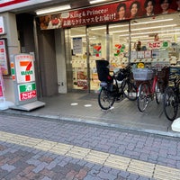 Photo taken at 7-Eleven by KAZUMASA ド. on 12/15/2021