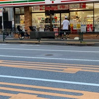 Photo taken at 7-Eleven by KAZUMASA ド. on 9/24/2021