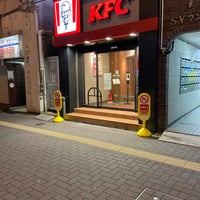 Photo taken at KFC by KAZUMASA ド. on 10/4/2021