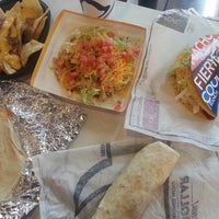 Photo taken at Taco Bell by Alli F. on 9/12/2014