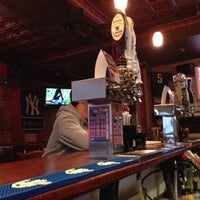 11/30/2013 tarihinde Bobby A.ziyaretçi tarafından The Allie Way Sports Bar'de çekilen fotoğraf