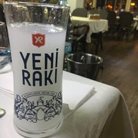 Снимок сделан в Mahzen Restoran пользователем Deniz 2/7/2018