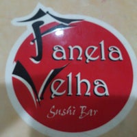 รูปภาพถ่ายที่ Panela Velha Sushi Bar โดย Robson D. เมื่อ 3/17/2013