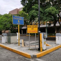 Foto diambil di Facultad de Ingeniería oleh Bernardo B. M. pada 10/17/2020