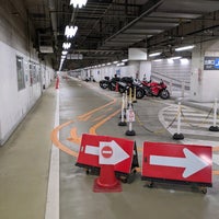 馬車道地下駐車場 馬車道 2 Tips From 106 Visitors