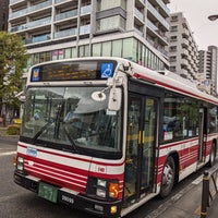 Photo taken at 調布駅南口バスターミナル by Leon Tsunehiro Yu-Tsu T. on 5/7/2023