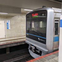 Photo taken at Odakyu Platforms 8-9 by Leon Tsunehiro Yu-Tsu T. on 8/25/2020